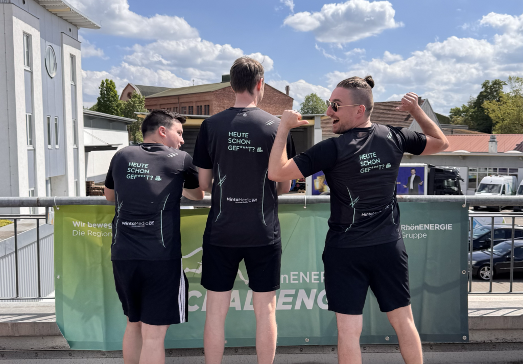 RhönEnergie Fulda 26 - Team MintaMedia Teamfoto Shirts